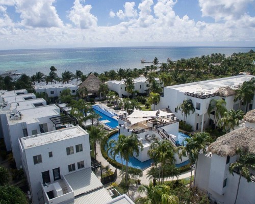 #Penthouse Condo with Pool Ambergris Caye