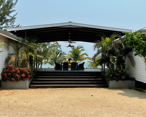 102 Placencia Rd