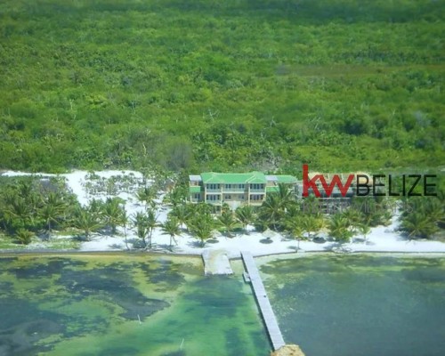 #Belize Resort with 280 Feet Sea Frontage Ambergris Caye