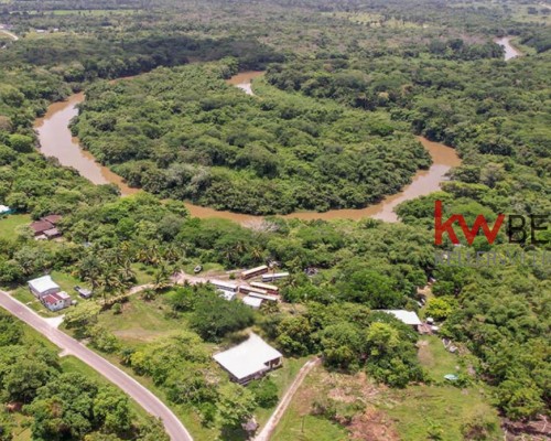 Beklize Apartment Building and Home for Sale Bermudian Landing