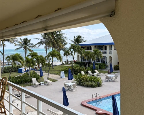 Royal Palms Poolside Condo