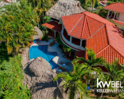 Elevated Jungle Estate Above the Macal River