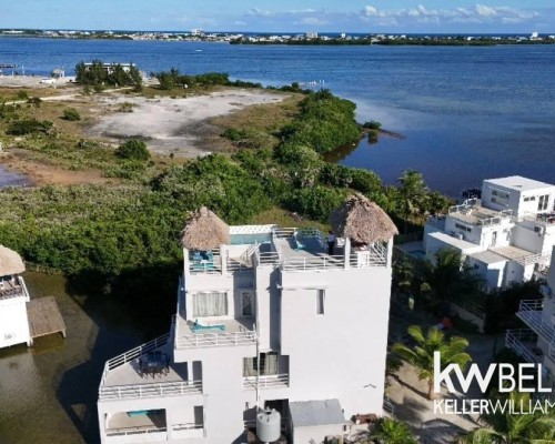 Luxury 5-Bedroom Villa San Pedro