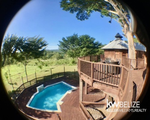 Luxurious Off Grid Riverfront Property